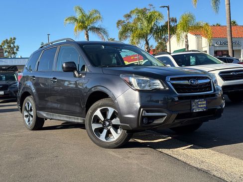 Used 2017 Subaru Forester 2.5i Premium image 2