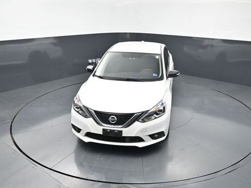 Used 2018 Nissan Sentra SR w/ SR Midnight Edition Package FWD image 18