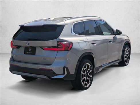 Used 2025 BMW X1 xDrive28i w/ Convenience Package AWD/4WD image 4