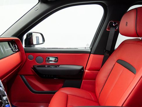 New 2026 Rolls-Royce Cullinan AWD/4WD image 46