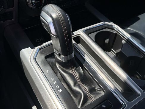 Certified 2019 Ford F150 Platinum w/ Equipment Group 701A Luxury RWD image 12