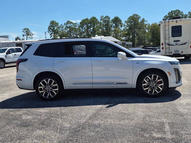 Used 2023 Cadillac XT6 Sport w/ Platinum Package AWD/4WD image 4