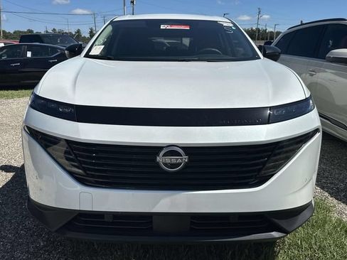 Used 2025 Nissan Murano SV AWD/4WD image 9