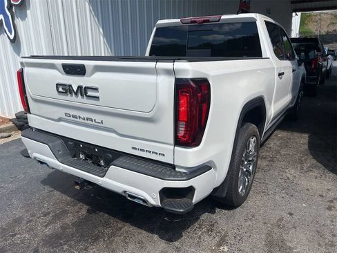 Used 2025 GMC Sierra 1500 Denali Ultimate AWD/4WD image 4