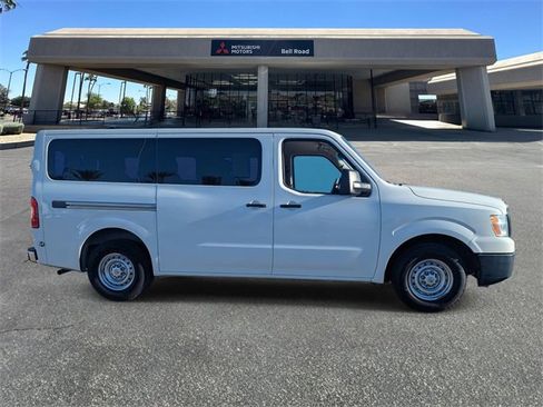 Used 2017 Nissan NV 3500 S w/ Power Package image 7
