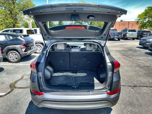 Used 2018 Hyundai Tucson SE AWD/4WD image 21
