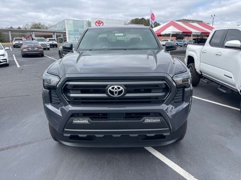 Used 2026 Toyota Tacoma SR5 image 2