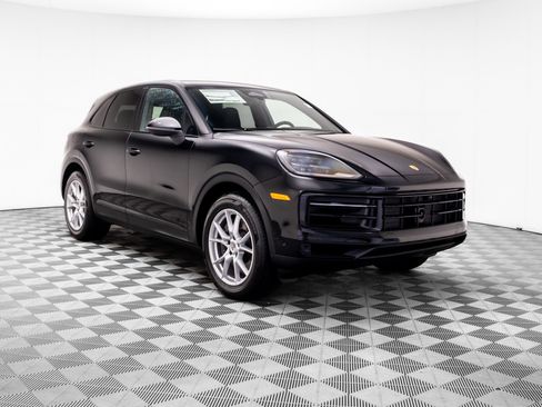 New 2026 Porsche Cayenne AWD/4WD image 6