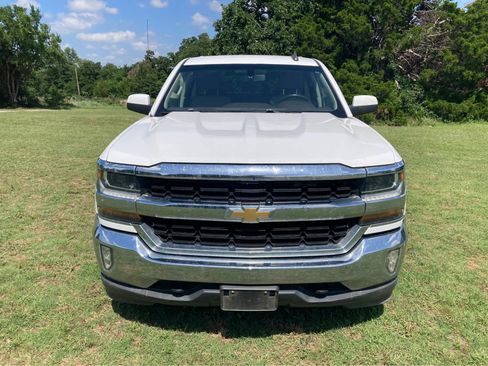 Used 2018 Chevrolet Silverado 1500 LT w/ All Star Edition AWD/4WD image 10