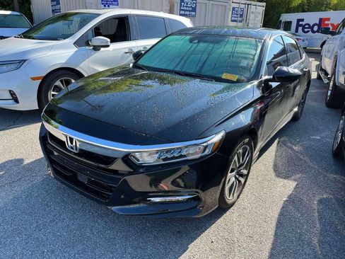 Used 2020 Honda Accord EX image 4