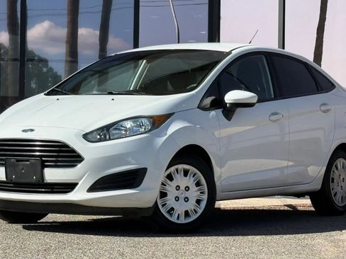 Used 2016 Ford Fiesta S FWD image 2