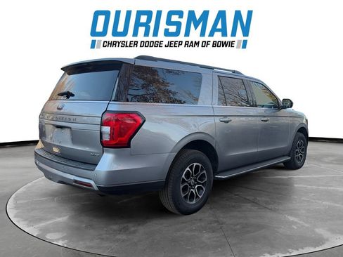 Used 2022 Ford Expedition Max XLT image 6
