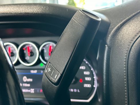 Used 2021 Chevrolet Silverado 1500 LT AWD/4WD image 21
