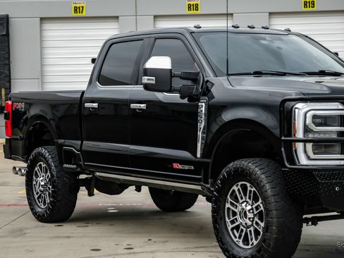 Used 2024 Ford F250 Limited w/ FX4 Off-Road Package AWD/4WD image 26