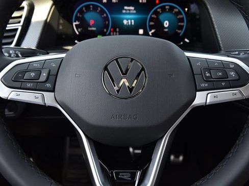 New 2026 Volkswagen Atlas Cross Sport SEL R-Line AWD/4WD image 18