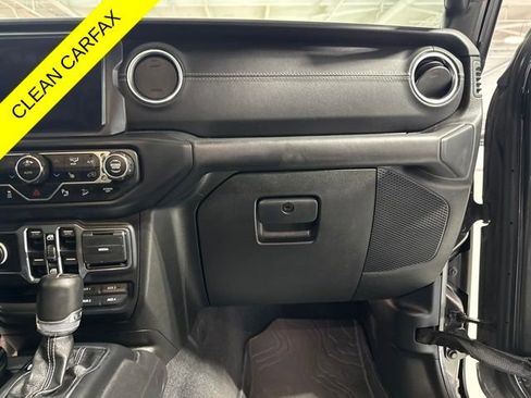 Used 2019 Jeep Wrangler Unlimited Sahara w/ Quick Order Package 24M Moab AWD/4WD image 44