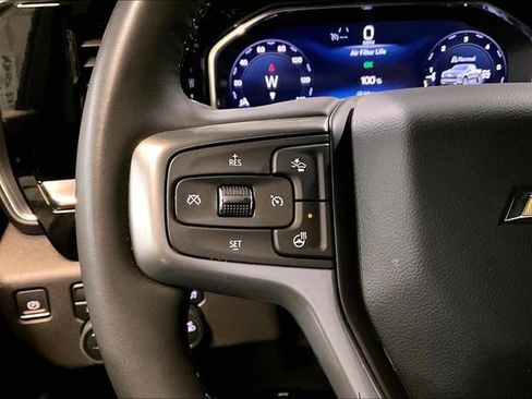 Used 2024 Chevrolet Silverado 1500 LT image 12