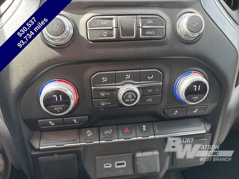 Used 2022 GMC Sierra 1500 Elevation w/ X31 Off-Road Package AWD/4WD image 32