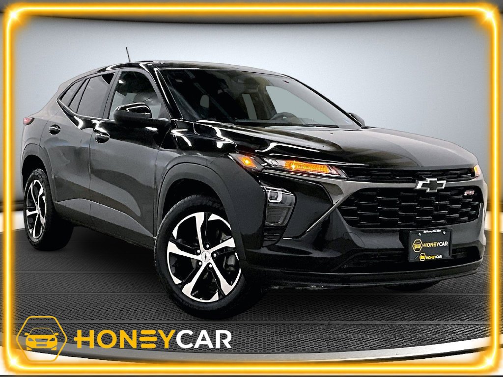 Used 2024 Chevrolet Trax RS FWD image 1