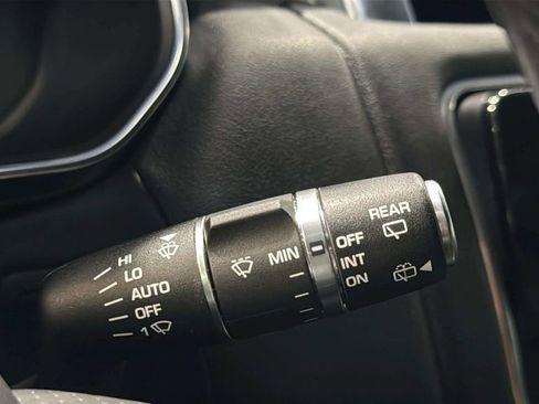 Used 2020 Land Rover Range Rover Sport SE AWD/4WD image 35