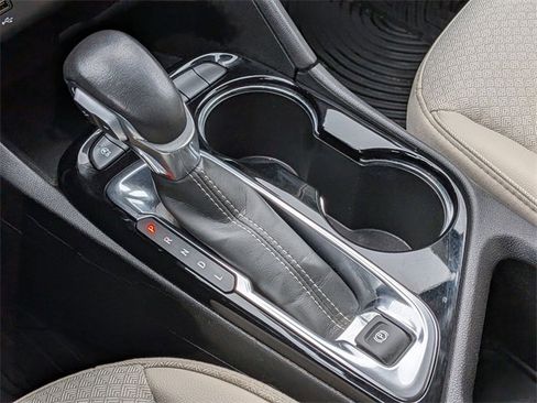 Used 2024 Buick Encore GX Preferred image 25