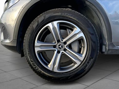 Used 2019 Mercedes-Benz GLC 300 image 11