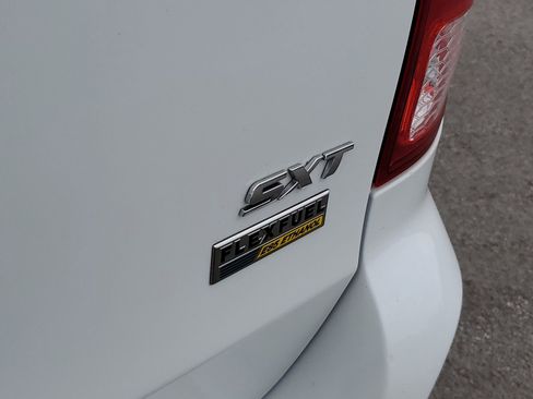 Used 2019 Dodge Grand Caravan SXT image 8