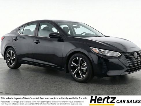 Used 2025 Nissan Sentra SV image 1