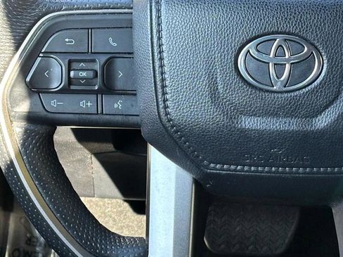 Used 2024 Toyota Tacoma TRD Off-Road image 20