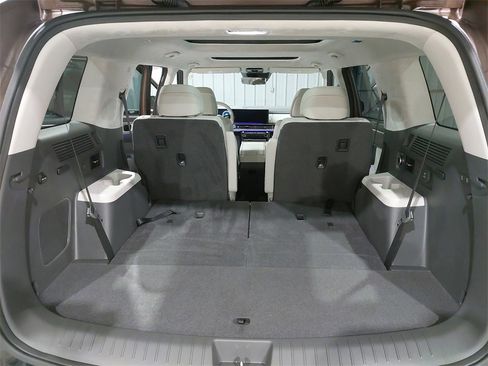 Used 2025 Hyundai Santa Fe Calligraphy image 13