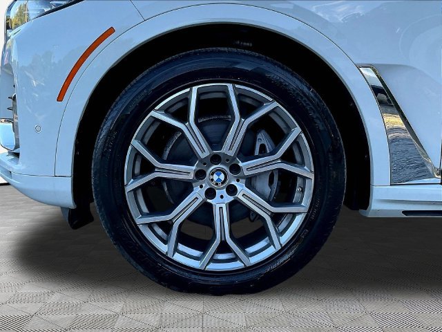 Used 2020 BMW X7 xDrive40i w/ Cold Weather Package AWD/4WD image 36