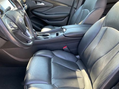 Used 2020 Buick Envision Premium w/ Driver Confidence Package AWD/4WD image 5