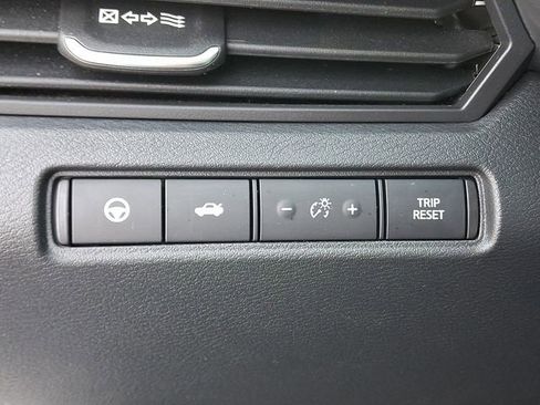 Used 2021 Nissan Altima 2.5 Platinum image 23