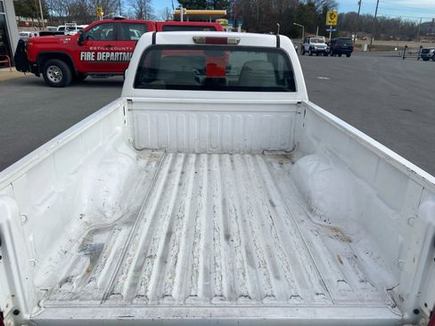 Used 2005 Chevrolet Colorado LS image 20