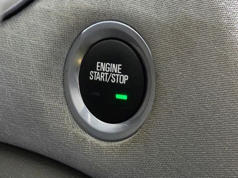 Used 2022 Chevrolet Malibu LS FWD image 30