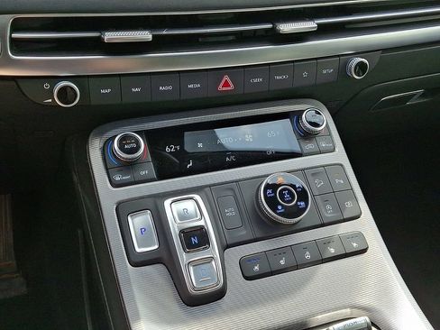 Used 2024 Hyundai Palisade Calligraphy AWD/4WD image 16