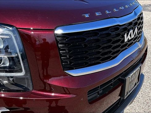 Certified 2022 Kia Telluride EX w/ EX Premium Package image 30