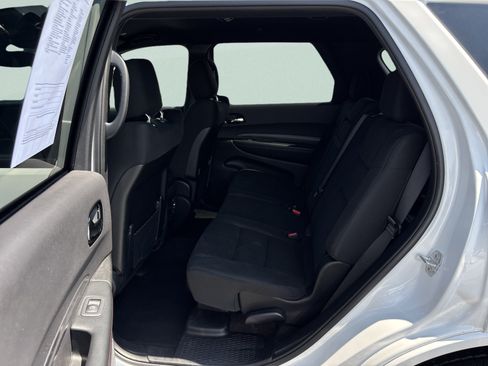 Used 2025 Dodge Durango GT AWD/4WD image 17