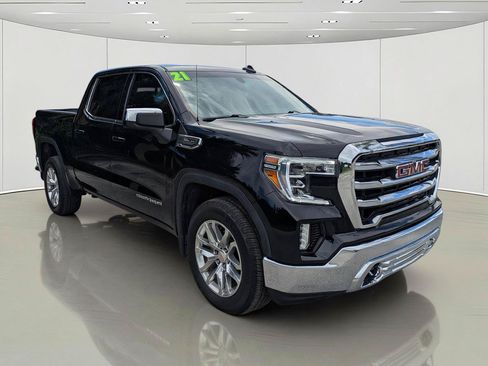 Used 2021 GMC Sierra 1500 SLE w/ Preferred Package RWD image 3