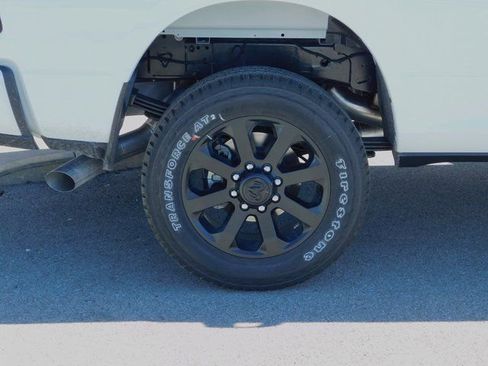 New 2026 RAM 3500 Big Horn AWD/4WD image 32