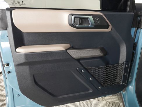 Used 2023 Ford Bronco Wildtrak AWD/4WD image 13