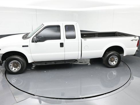 Used 2002 Ford F250 XLT image 25