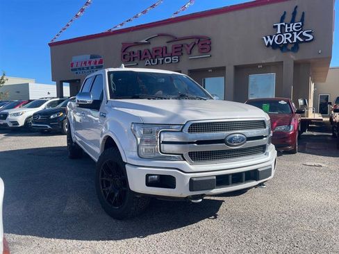 Used 2019 Ford F150 Platinum w/ Max Trailer Tow Package image 5