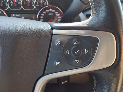 Used 2016 GMC Yukon XL SLE w/ Convenience Package RWD image 18