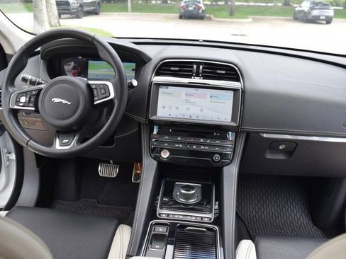 Used 2019 Jaguar F-PACE R-Sport AWD/4WD image 58