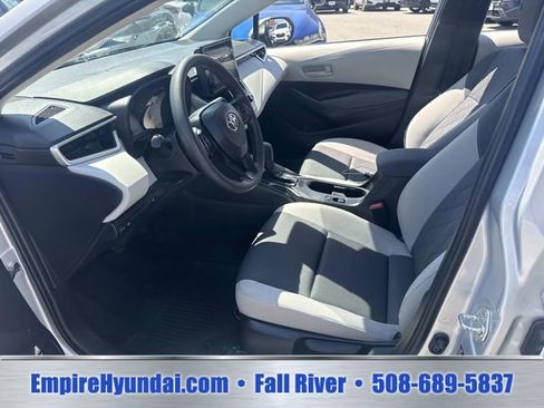 Used 2024 Toyota Corolla LE FWD image 17