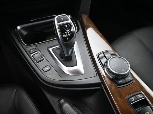 Used 2015 BMW 428i Convertible RWD image 16