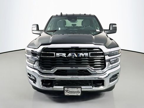 New 2026 RAM 2500 Big Horn AWD/4WD image 2