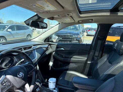 Used 2021 Buick Encore GX Essence w/ Advanced Technology Package AWD/4WD image 10