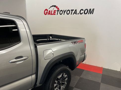 Used 2023 Toyota Tacoma TRD Off-Road w/ Technology Package image 5